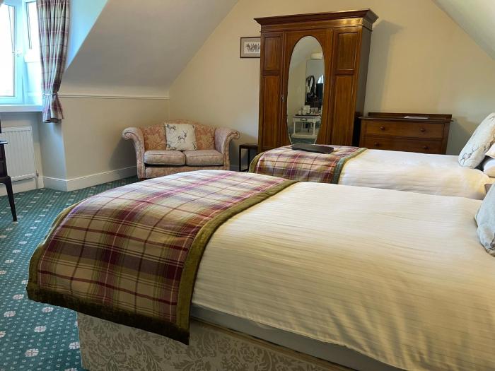 ravenscourt guest house