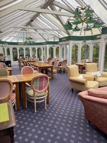 ravenscourt guest house