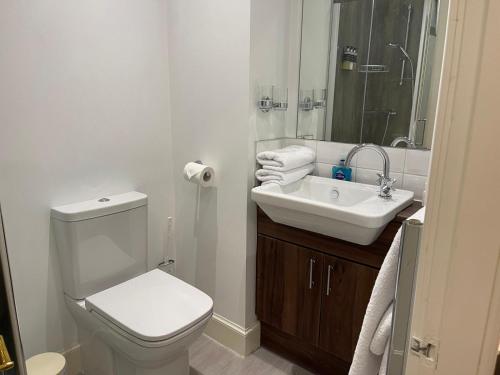 ravenscourt guest house