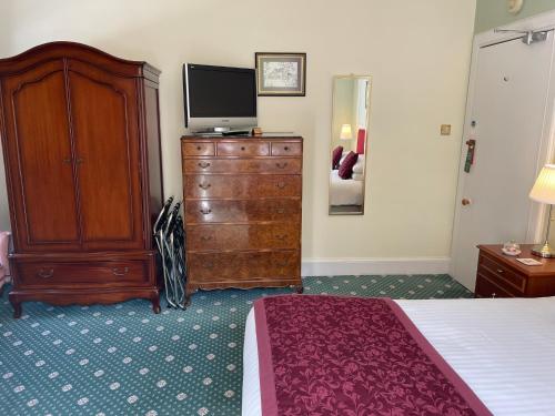 ravenscourt guest house