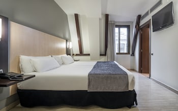 hotel ilunion almirante