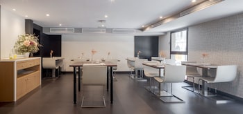 Hotel Ilunion Almirante,Ciutat Vella>>Barcelona,4 star
