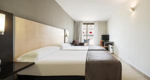 hotel ilunion almirante