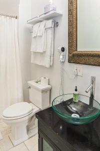 hassinger daniels guest house