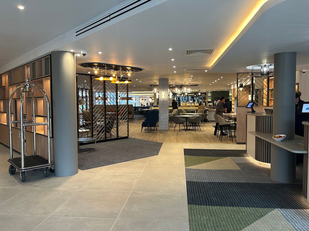 london luton vale hotel