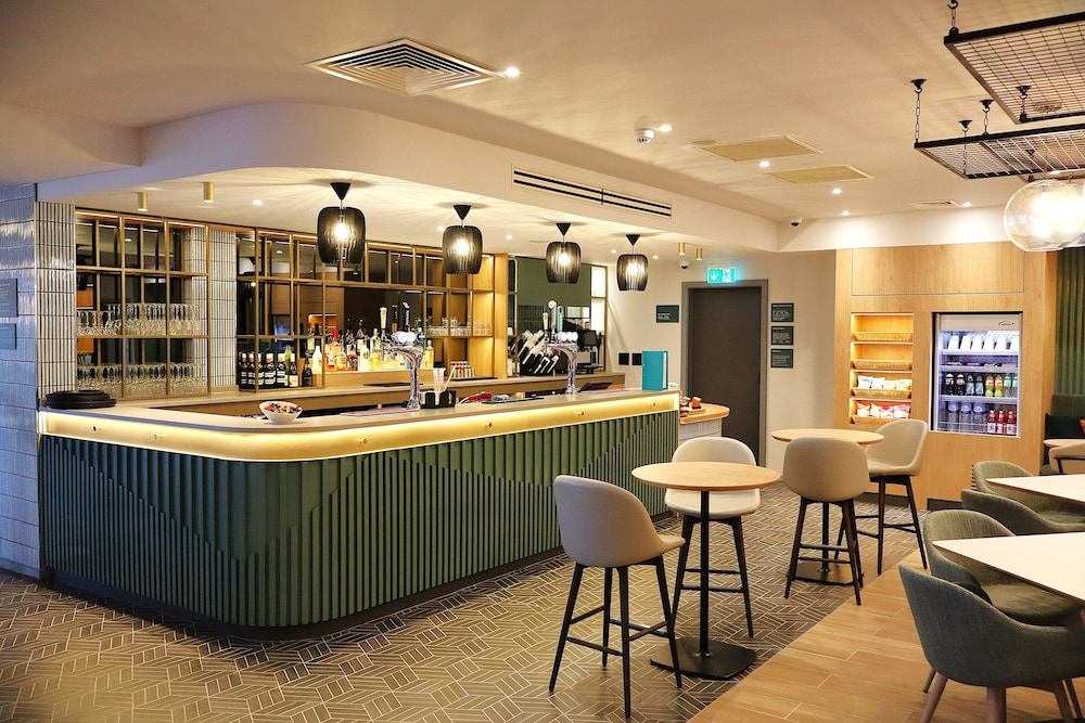 london luton vale hotel