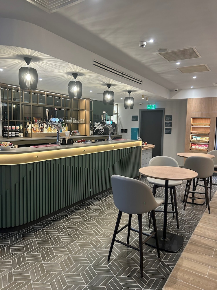 london luton vale hotel