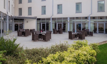 london luton vale hotel