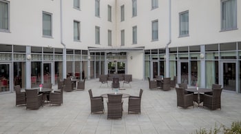 london luton vale hotel