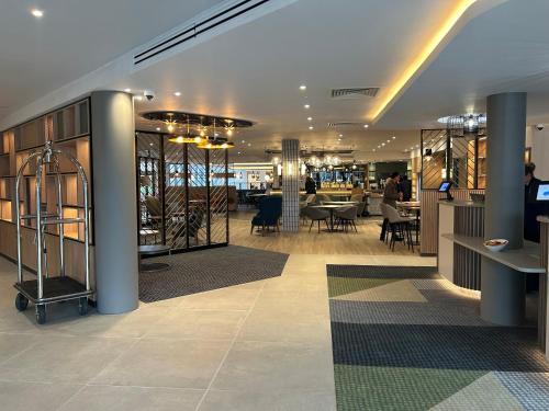 london luton vale hotel