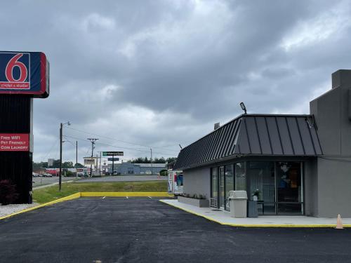 studio6 suites wytheville va