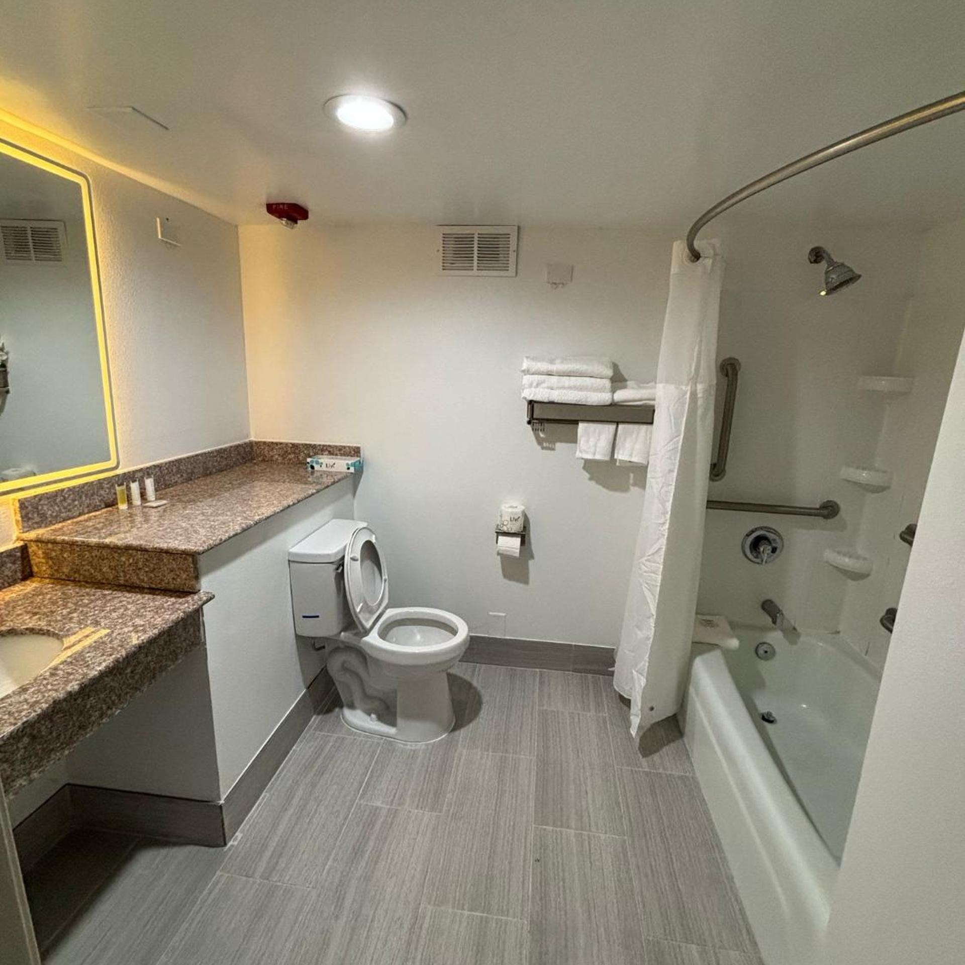 days hotel by wyndham williamsburg i 64