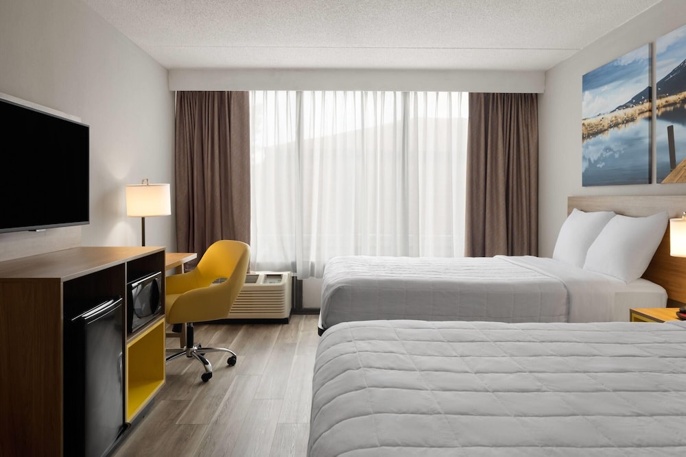 days hotel by wyndham williamsburg i 64