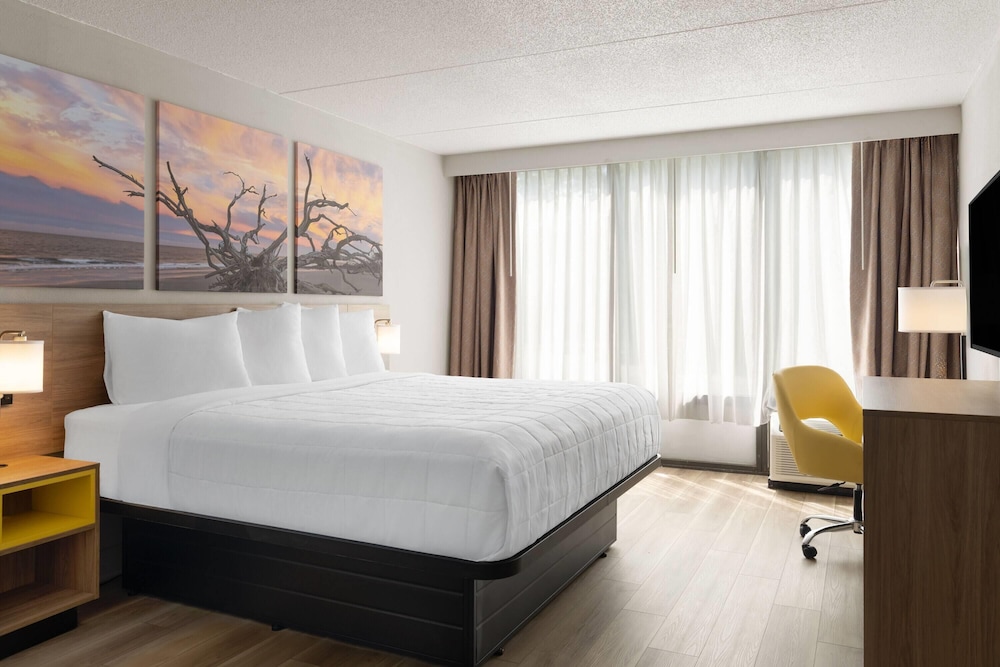 days hotel by wyndham williamsburg i 64