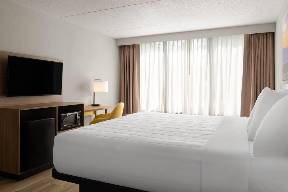 days hotel by wyndham williamsburg i 64