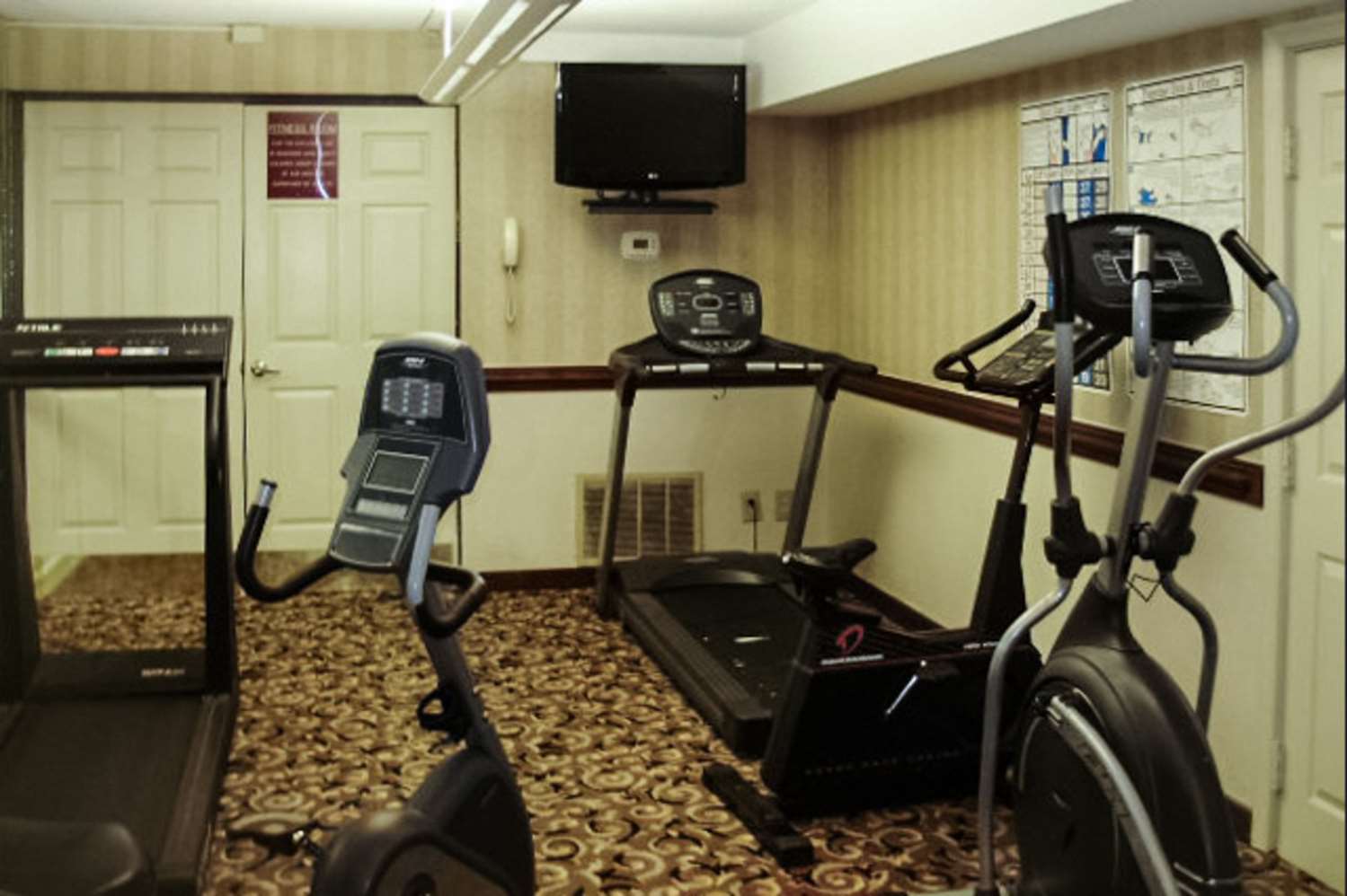 days hotel by wyndham williamsburg i 64