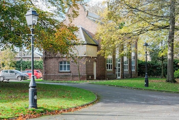 aston hall hotel bw signature collection