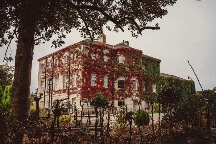 aston hall hotel bw signature collection