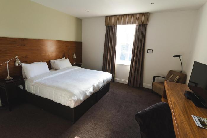 aston hall hotel bw signature collection