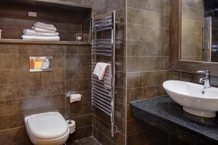 aston hall hotel bw signature collection