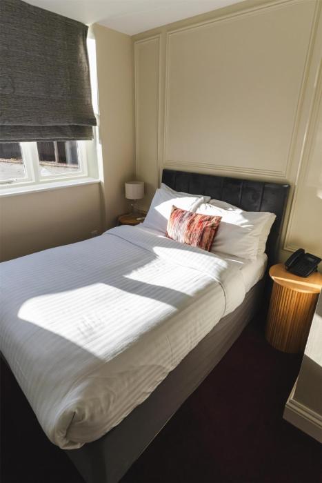 aston hall hotel bw signature collection