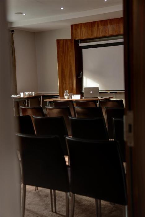 aston hall hotel bw signature collection