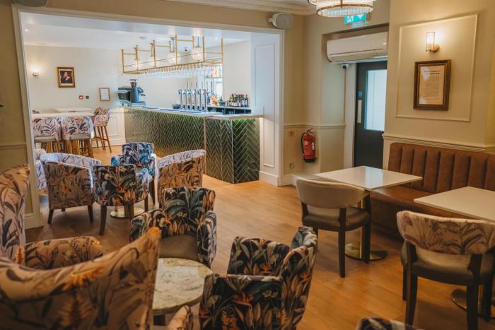 aston hall hotel bw signature collection