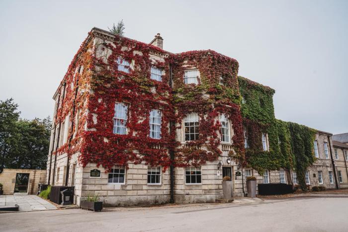 aston hall hotel bw signature collection