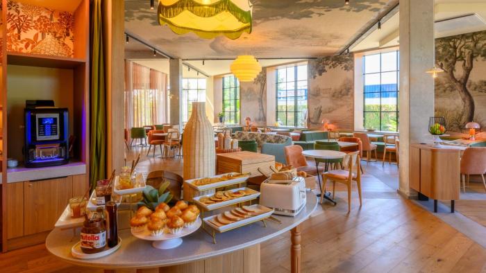 kyriad prestige compiegne hotel and spa