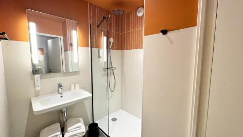 kyriad prestige compiegne hotel and spa