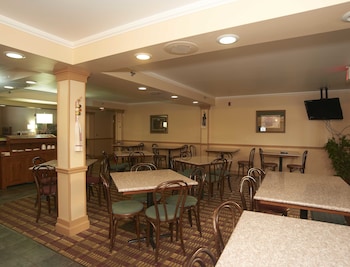 new world inn