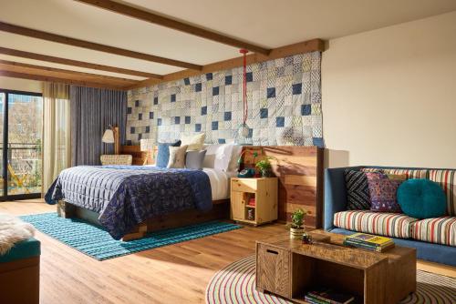 treehouse hotel silicon valley