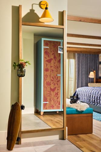 treehouse hotel silicon valley