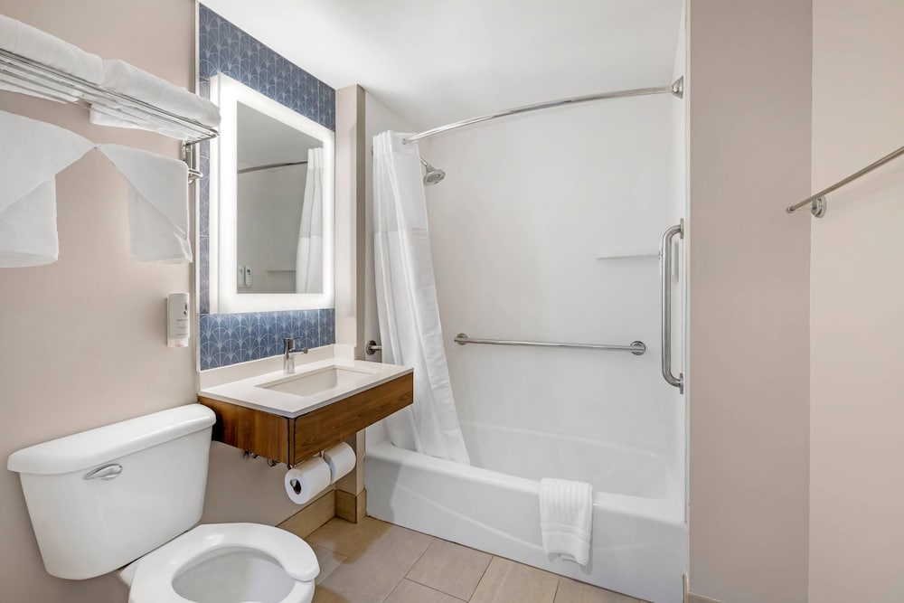 country inn and suites by radisson staten island