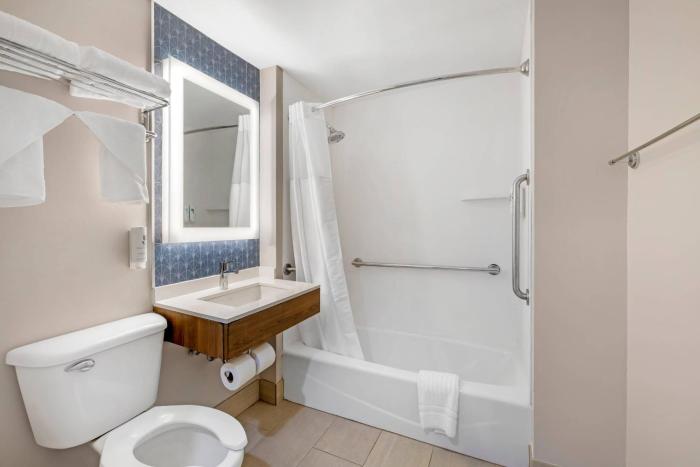 country inn and suites by radisson staten island