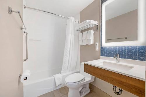 country inn and suites by radisson staten island
