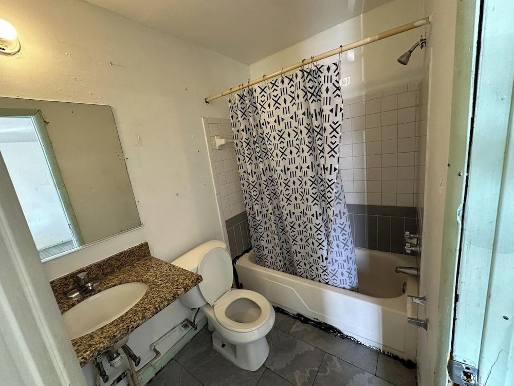 base motel by oyo south tampa