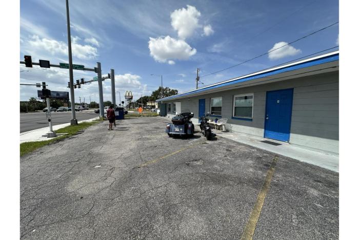 base motel by oyo south tampa