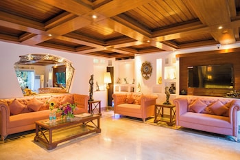 hotel emperor palms at karol bagh