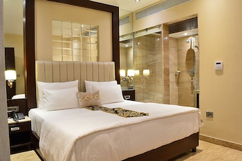 hotel emperor palms at karol bagh