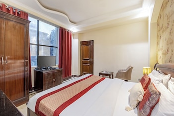 hotel emperor palms at karol bagh