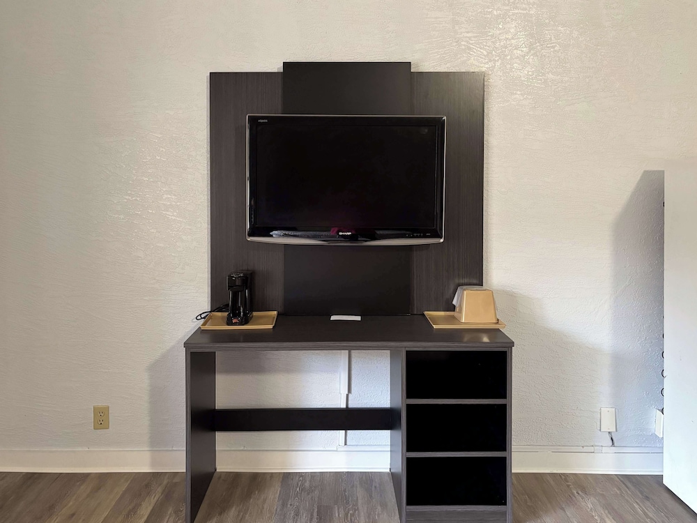 studio6 tallahassee fl north monroe
