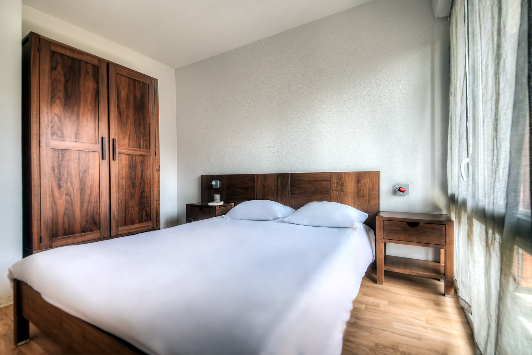 comfort aparthotel lourdes lacacia