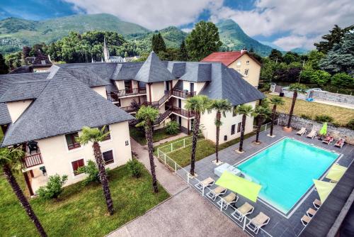comfort aparthotel lourdes lacacia
