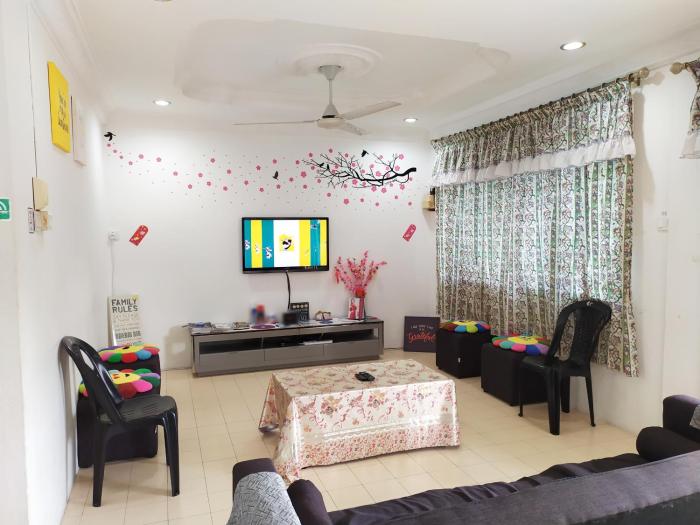 h homestay semi d 1000mbps 1gbps wifi astro and private parking