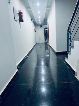 the eiyuu hotels delhi airport collection