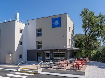 ibis budget le cannet des maures
