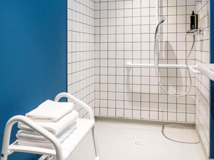 ibis budget le cannet des maures
