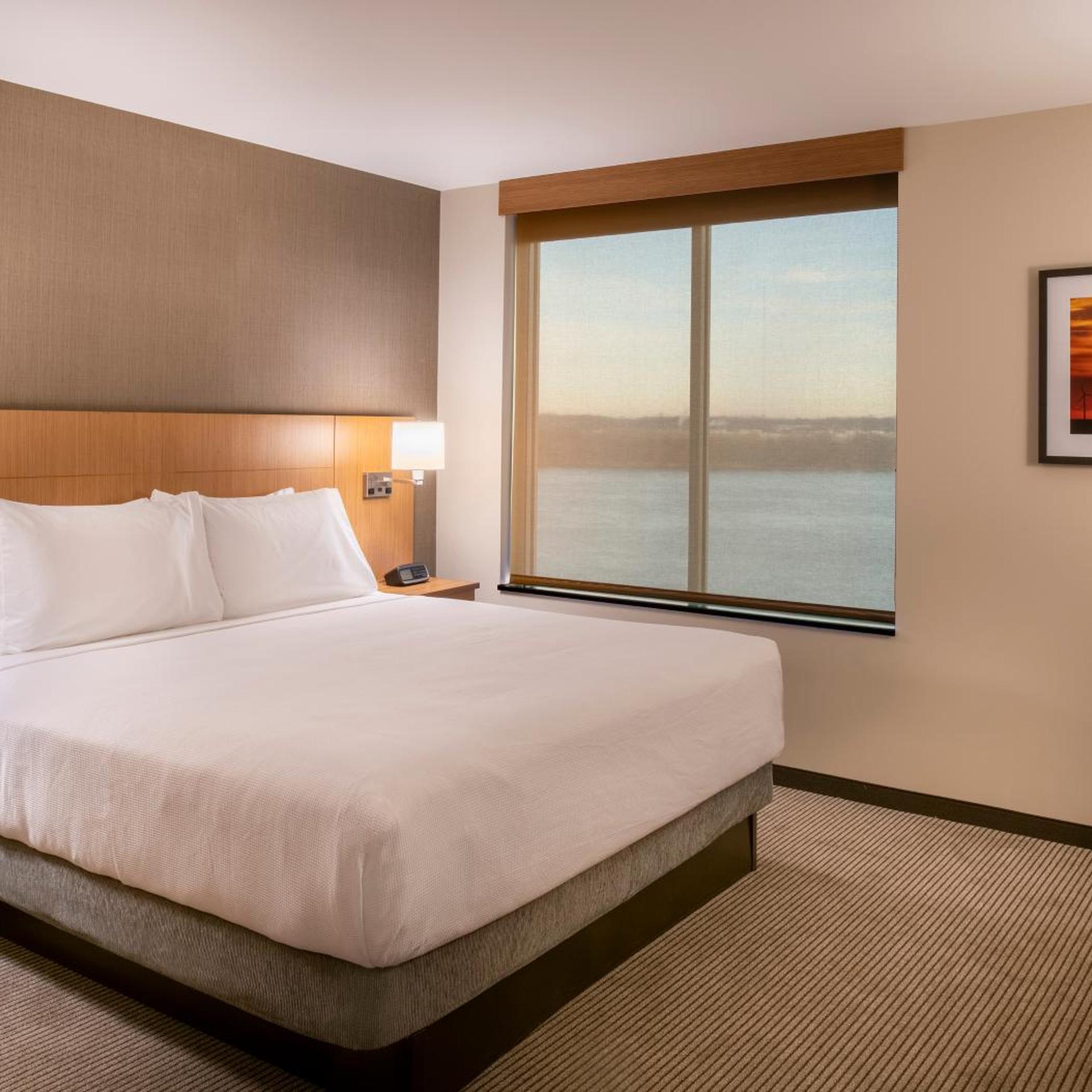 hyatt place east moline quad cities