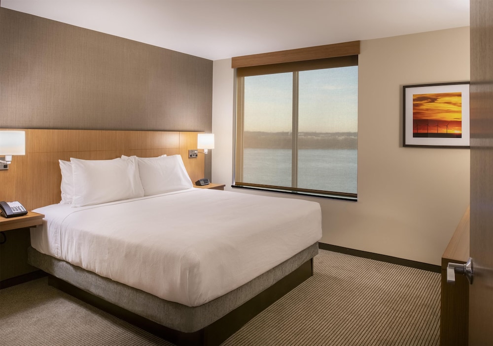 hyatt place east moline quad cities